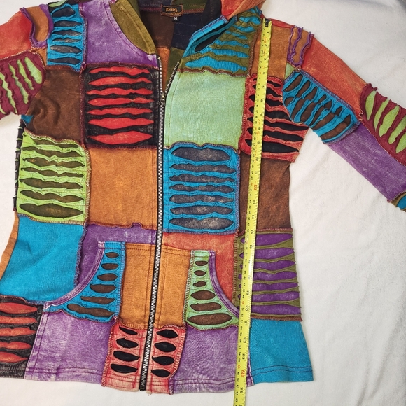 Colorful Patchwork Hooded Jacket Size Medium Made In Nepal Distressed Pockets - Picture 7 of 11